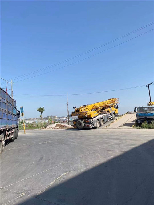 浮梁县25吨吊车的租赁价格大概是多少？