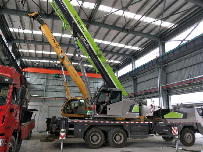 浮梁县高空车出租需要注意哪些安全事项？